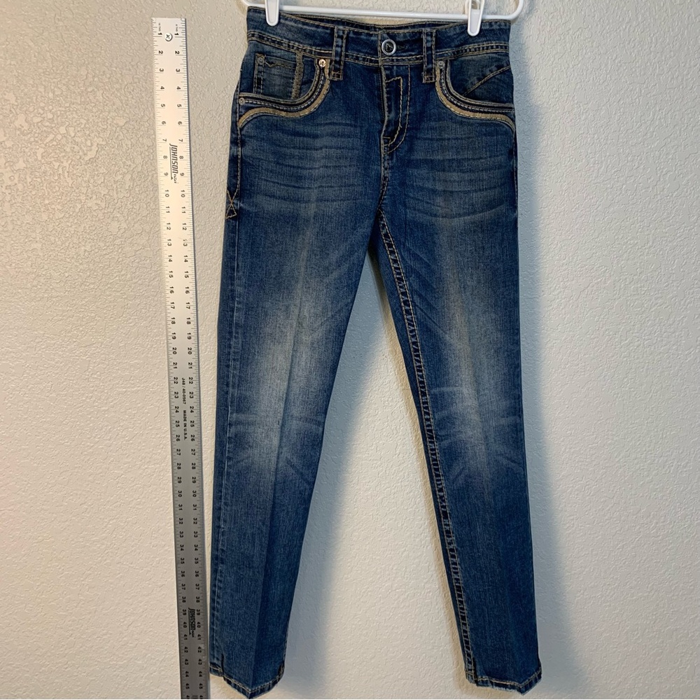 Western  Blue Denim Jeans with embroidered pockets